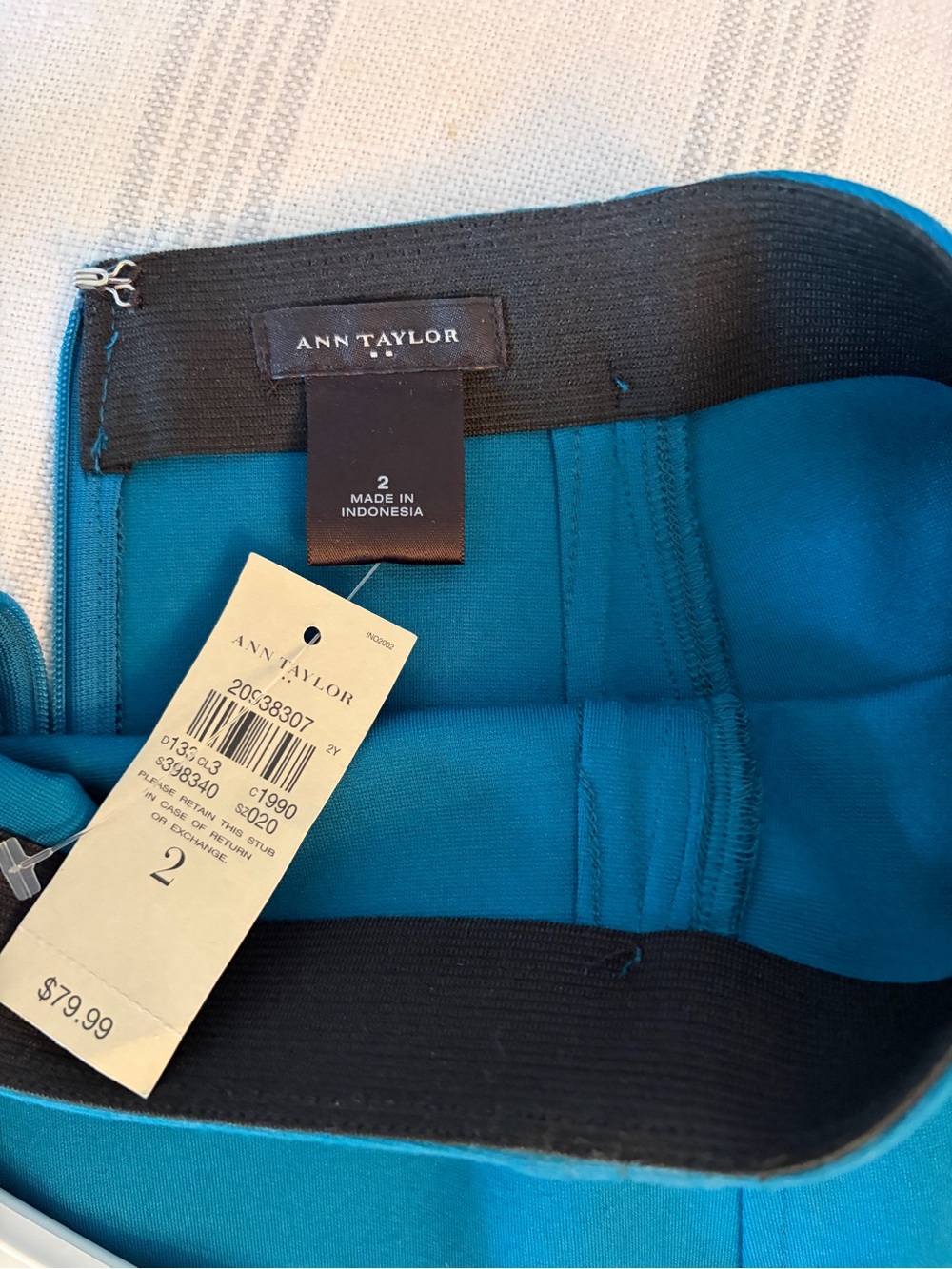 Ann Taylor Teal Pencil Skirt - Picture 3 of 3